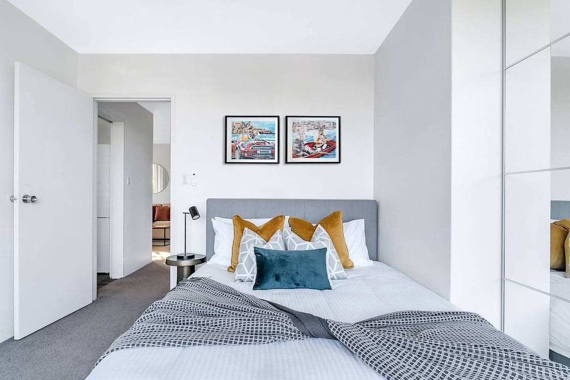 Furnished 2 Bedroom House in Crows Nest