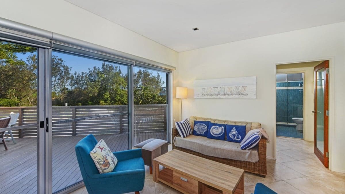 Furnished 4 Bedroom House in Copacabana