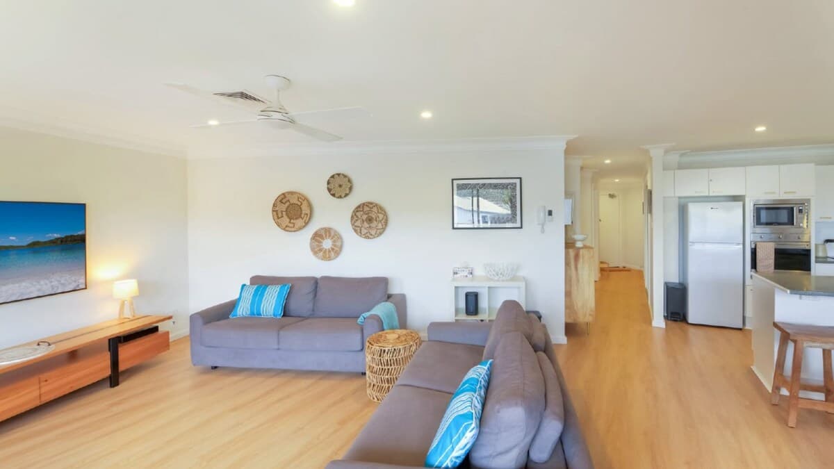Furnished 3 Bedroom House in North Avoca