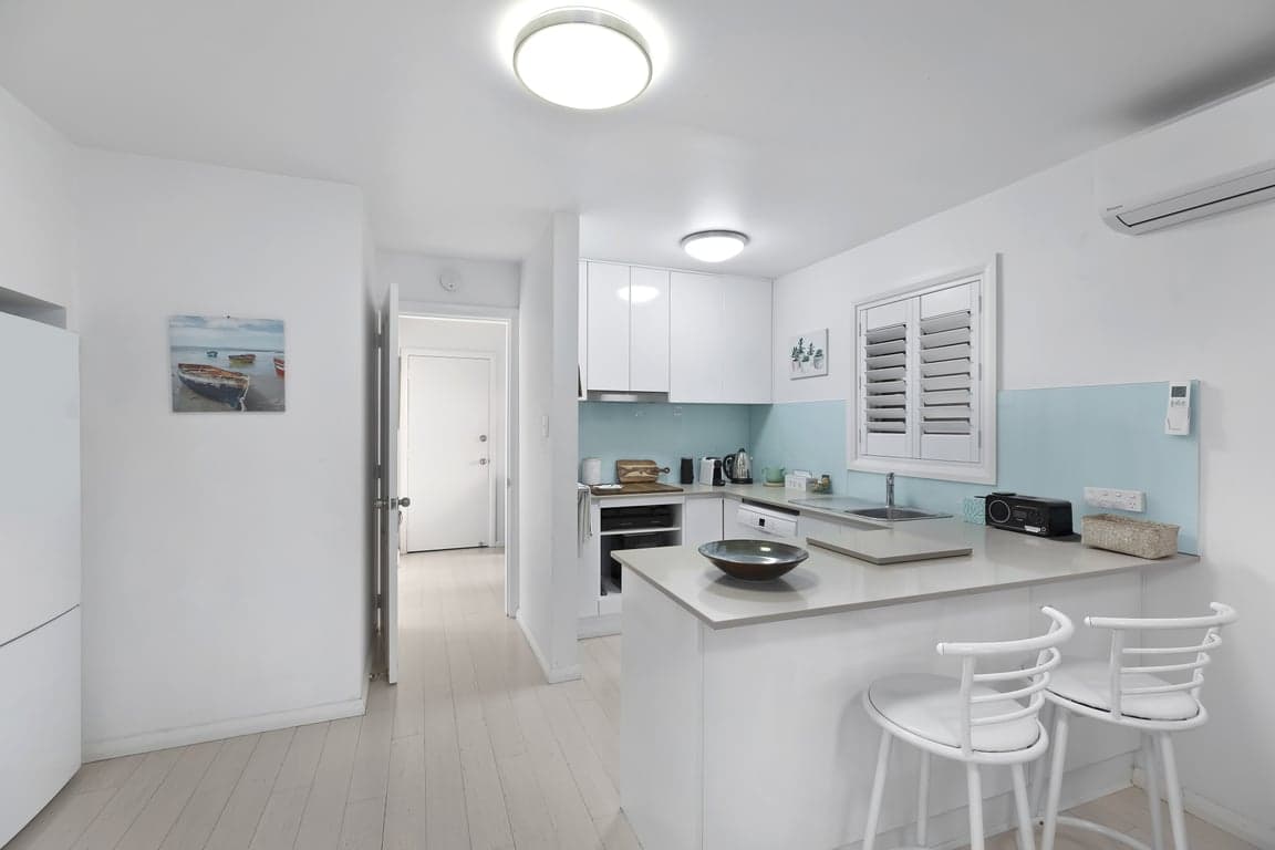 Furnished 2 Bedroom House in North Avoca