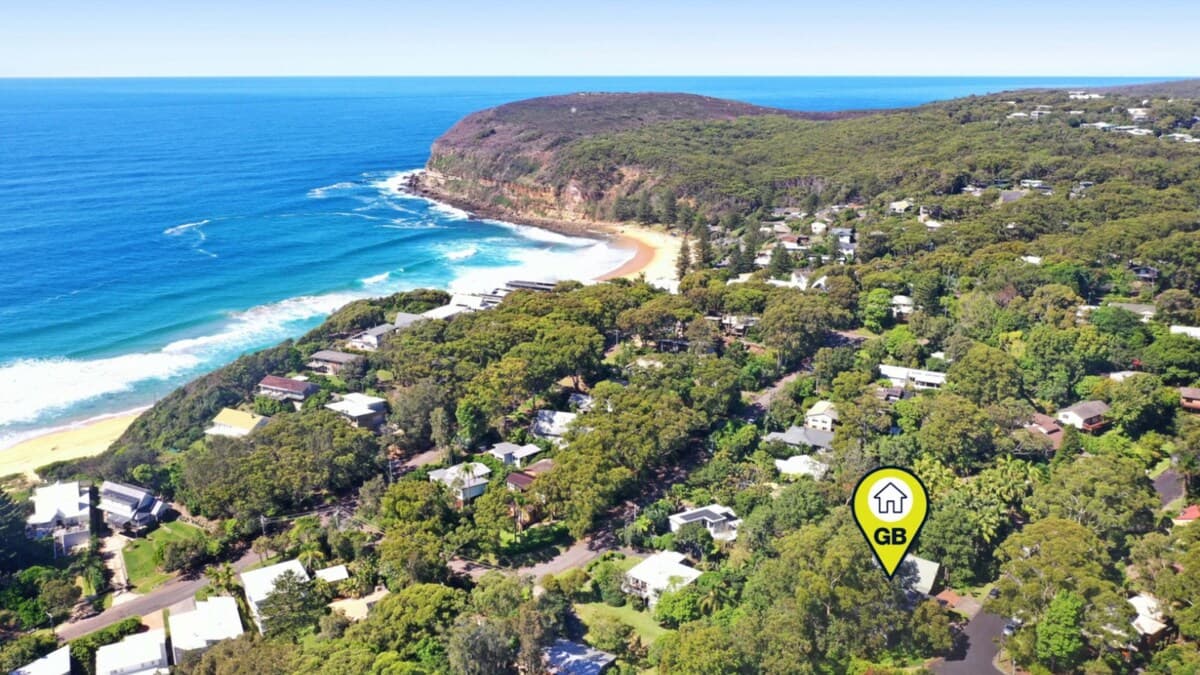 Furnished 5 Bedroom House in MacMasters Beach