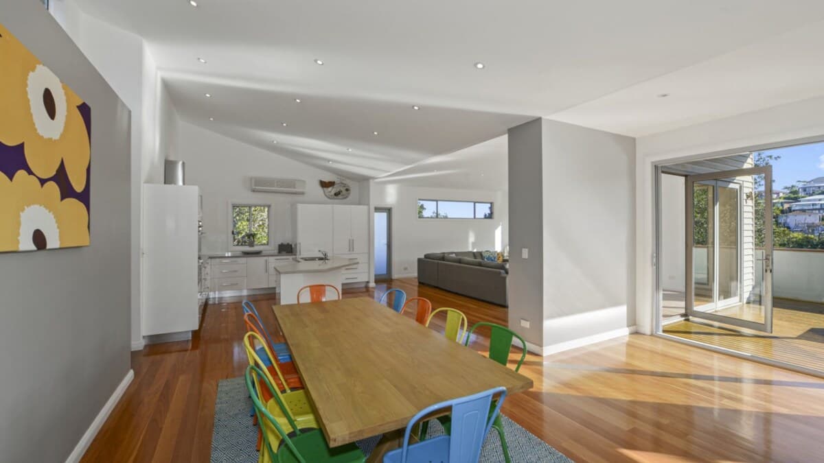 Furnished 4 Bedroom House in North Avoca
