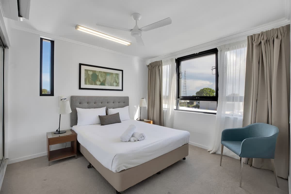 Furnished 2 Bedroom Apartment in Mackay