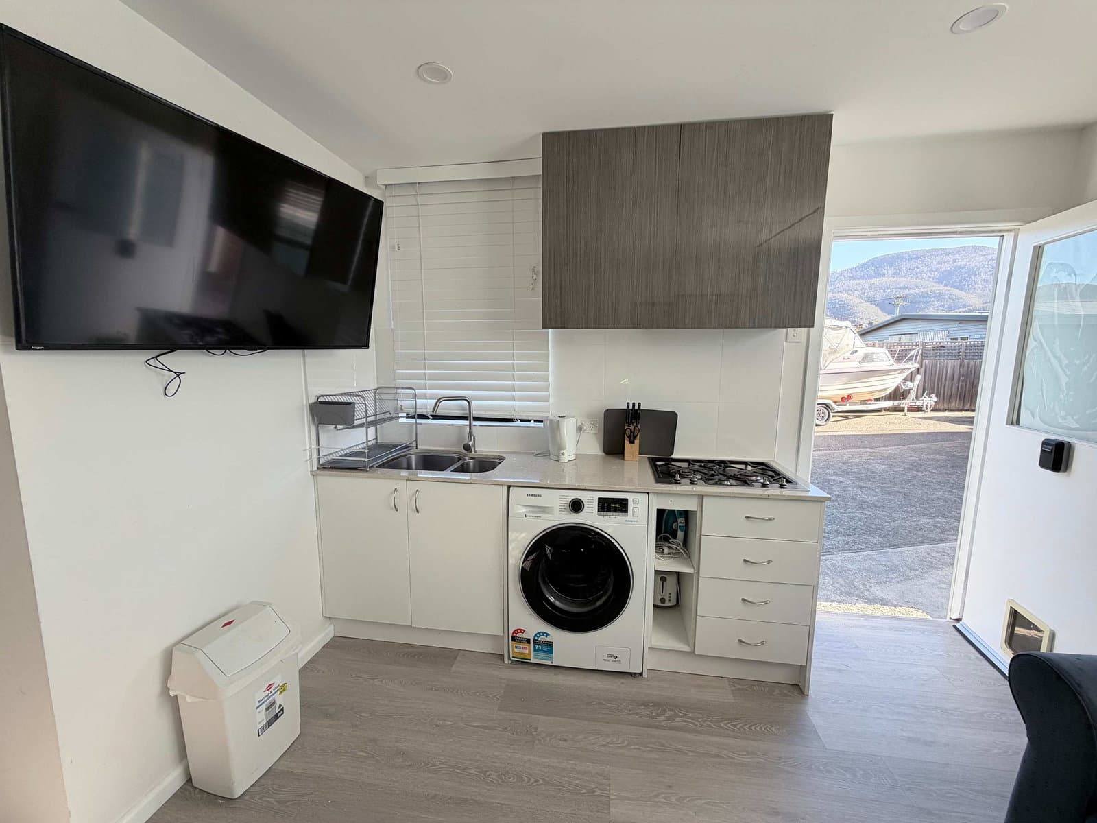 Furnished 1 Bedroom Rental in Claremont