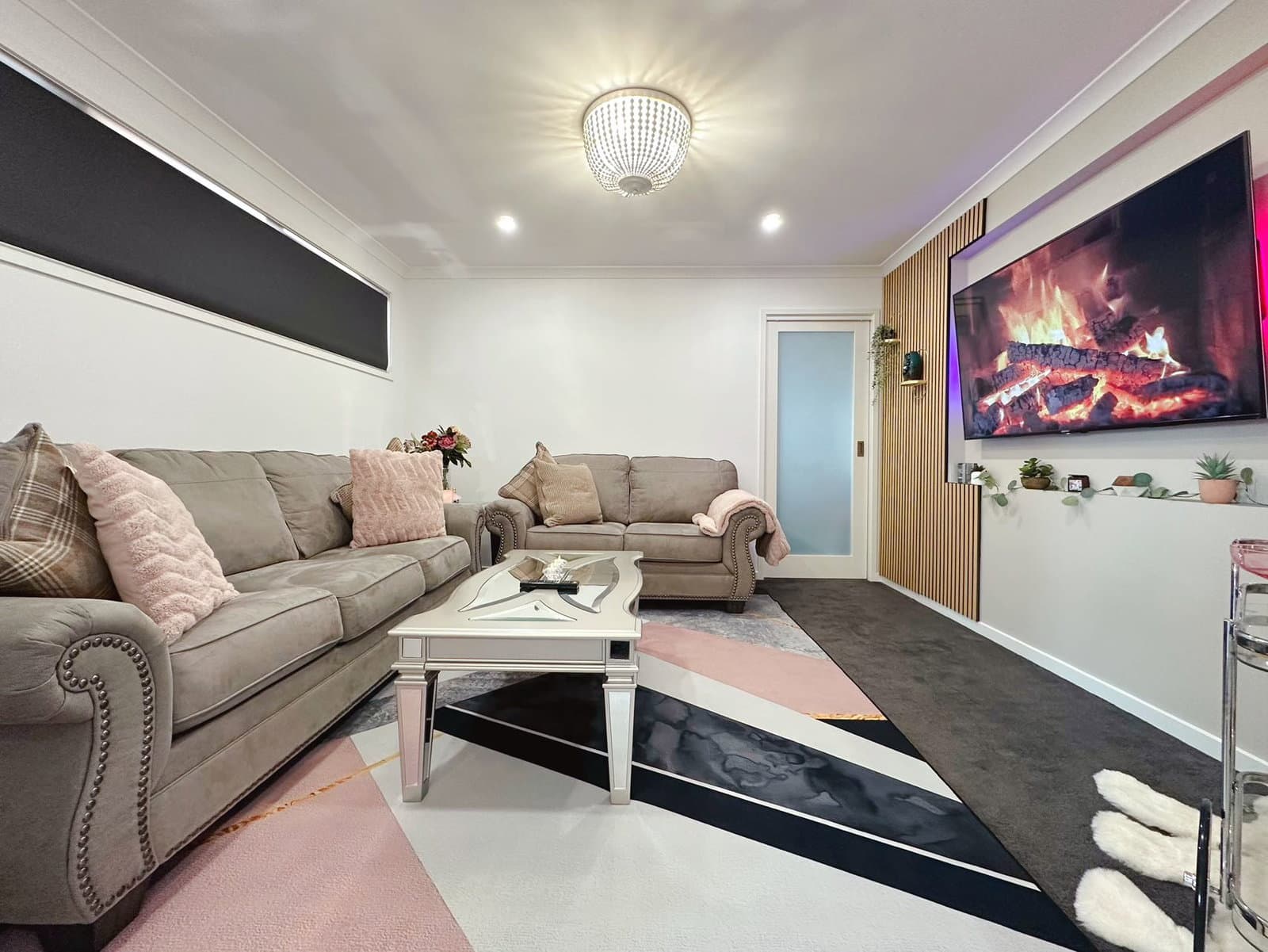 Furnished 4 Bedroom House in Howrah