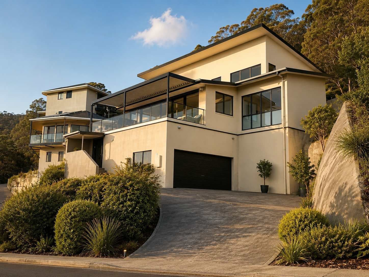 Furnished 4 Bedroom Villa in Sandy Bay