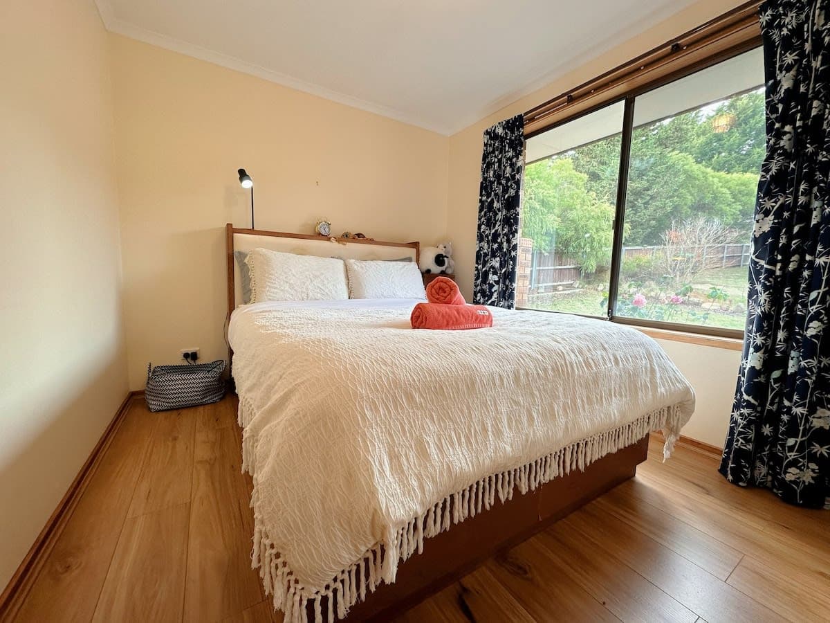 Furnished 2 Bedroom House in Howrah