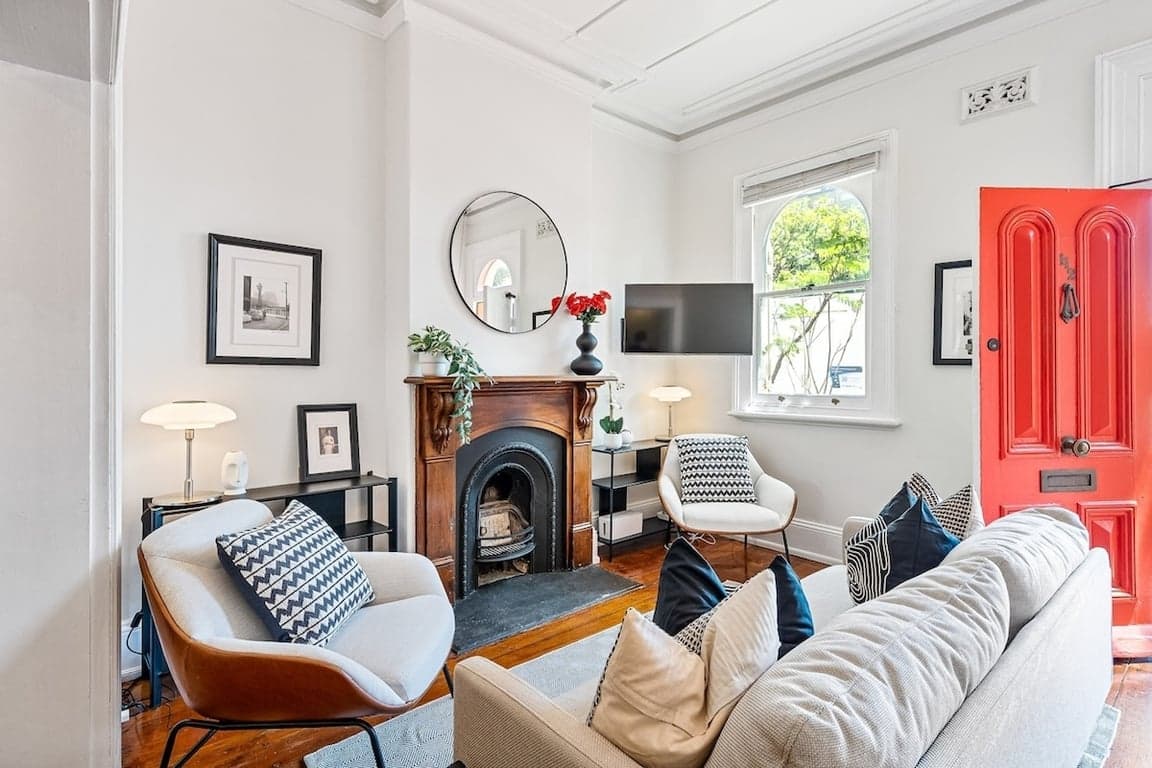 Furnished 3 Bedroom House in Millers Point
