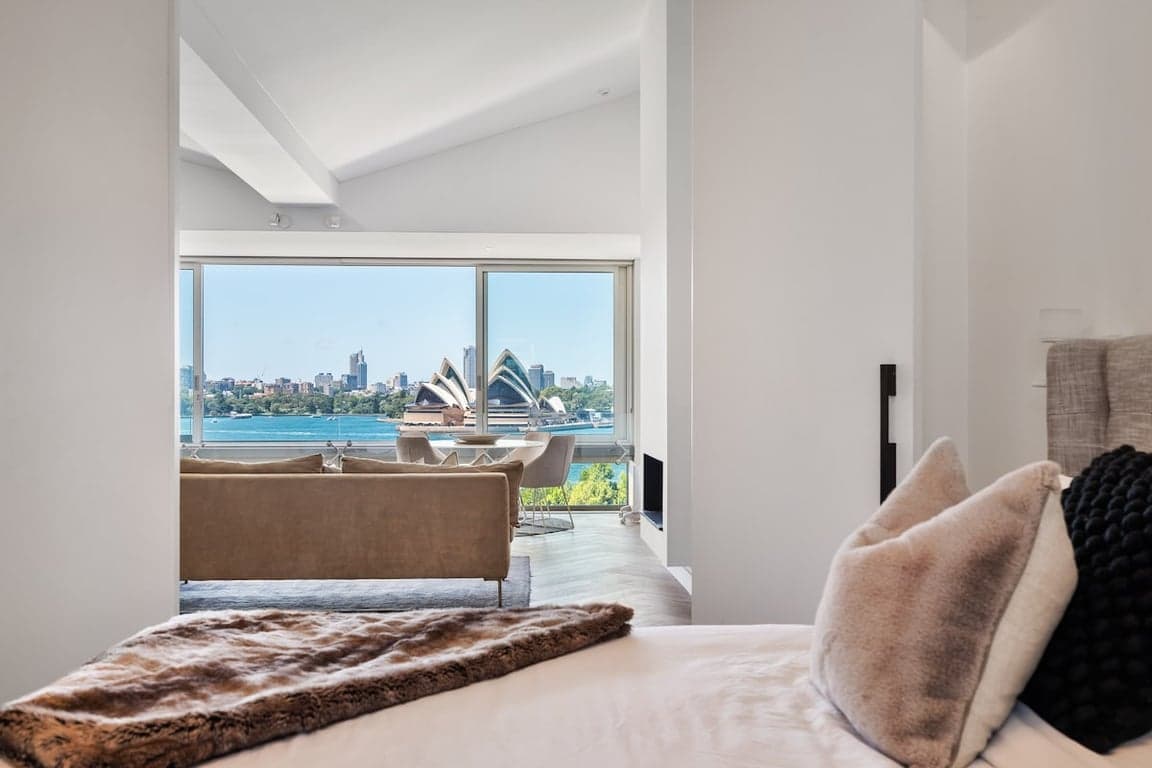 Furnished 1 Bedroom House in Kirribilli