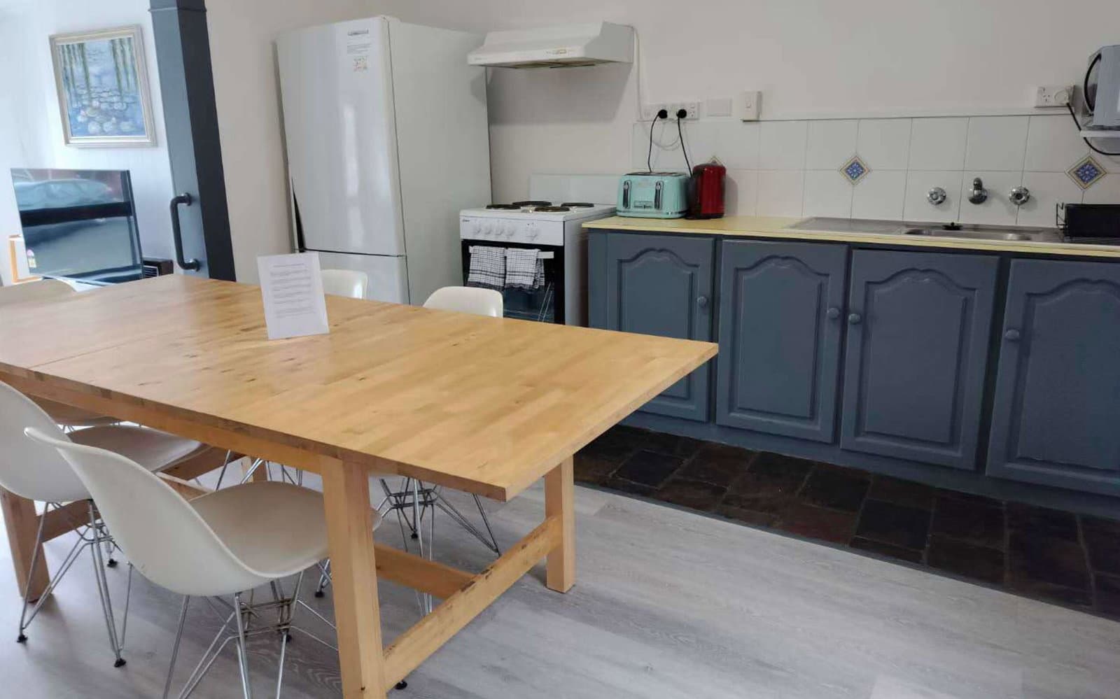 Furnished 3 Bedroom Rental in South Hobart