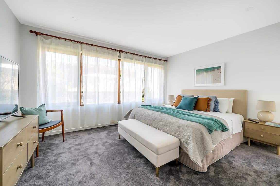 Furnished 3 Bedroom House in Bondi Beach