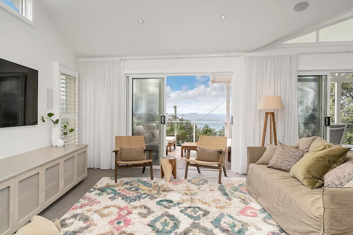 Furnished 5 Bedroom House in Coledale