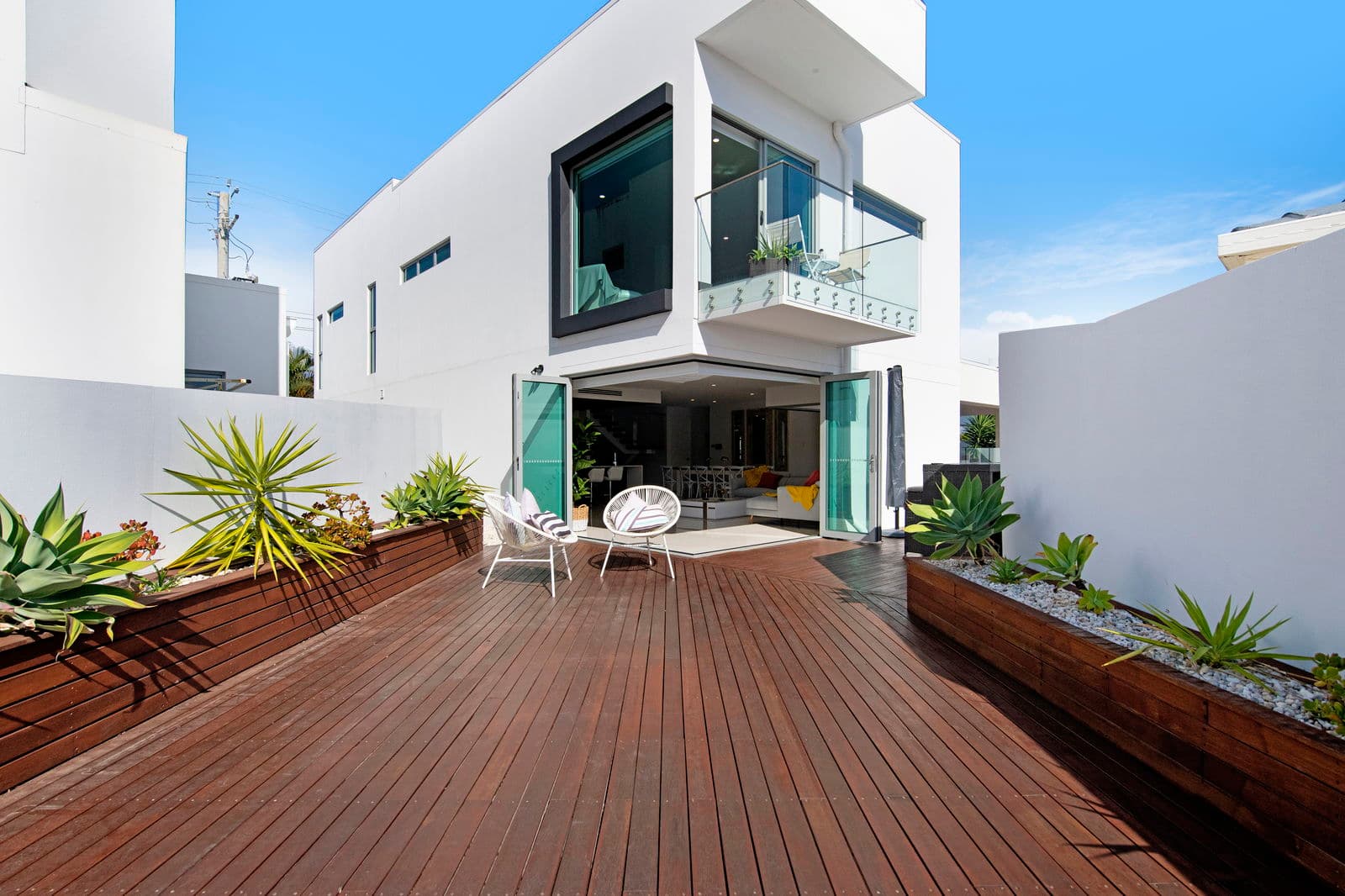 Furnished 5 Bedroom House in Broadbeach Waters