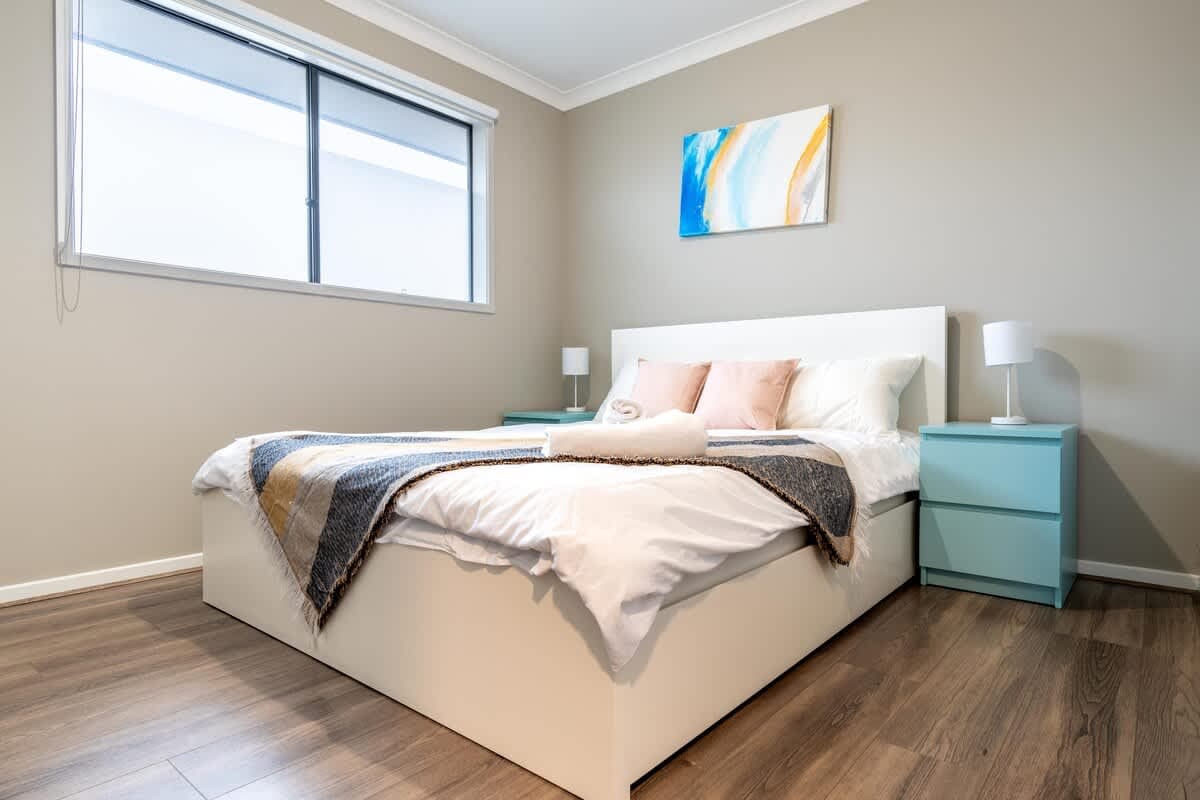 Furnished 4 Bedroom House in Clyde