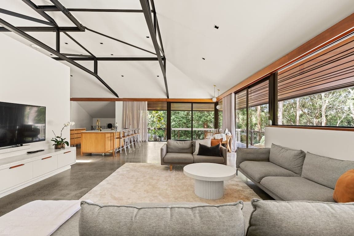 Furnished 5 Bedroom House in Mount Pleasant