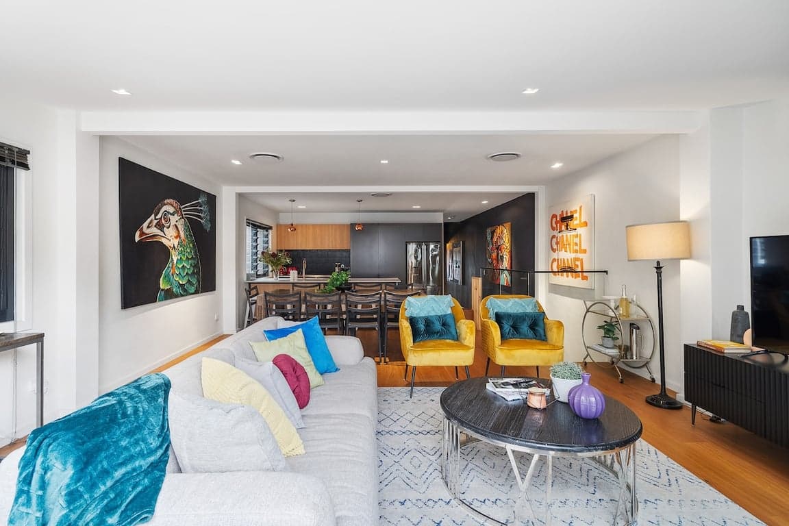 Furnished 4 Bedroom House in Newtown
