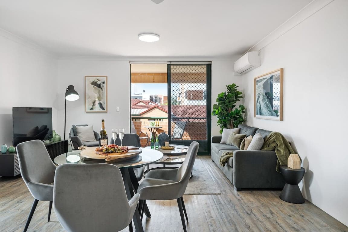 Furnished 2 Bedroom House in Redfern