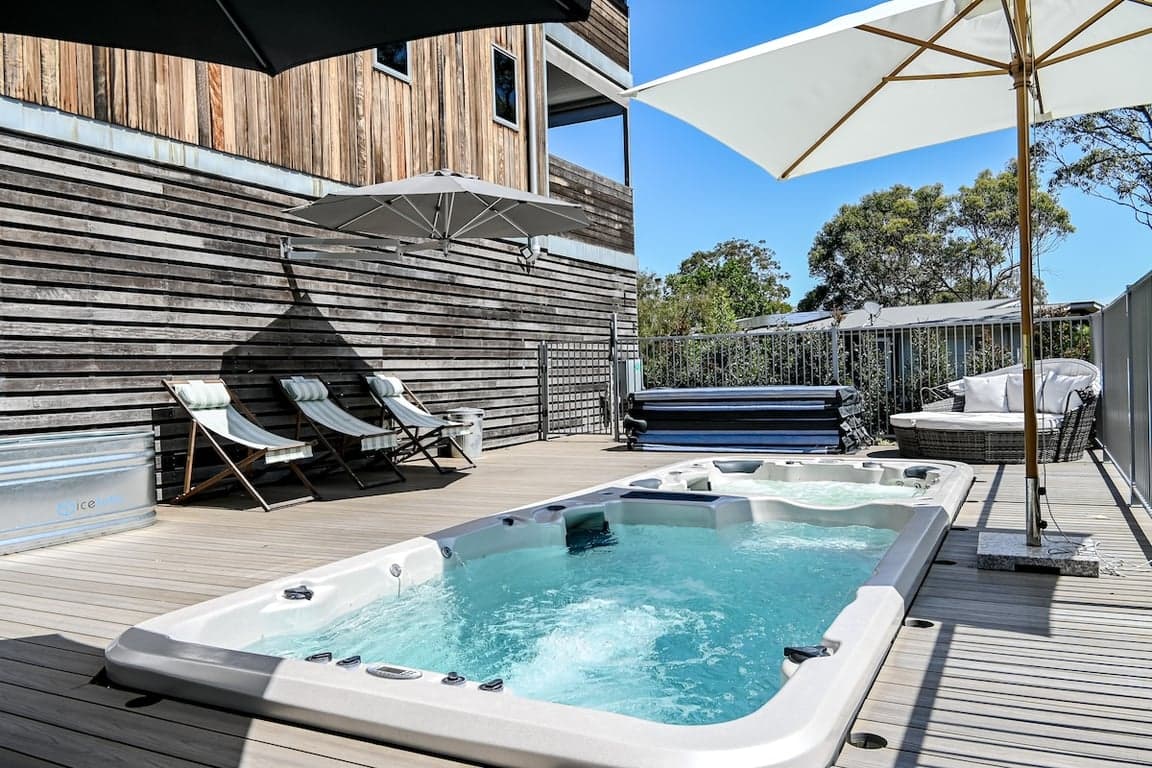 Furnished 4 Bedroom House in Murrays Beach