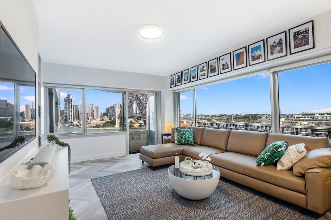 Furnished 2 Bedroom House in Kirribilli