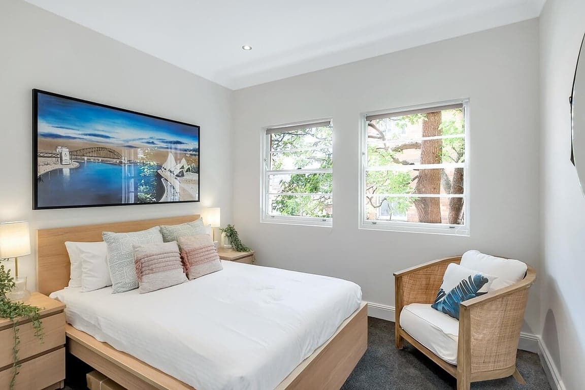 Furnished 2 Bedroom House in Kirribilli