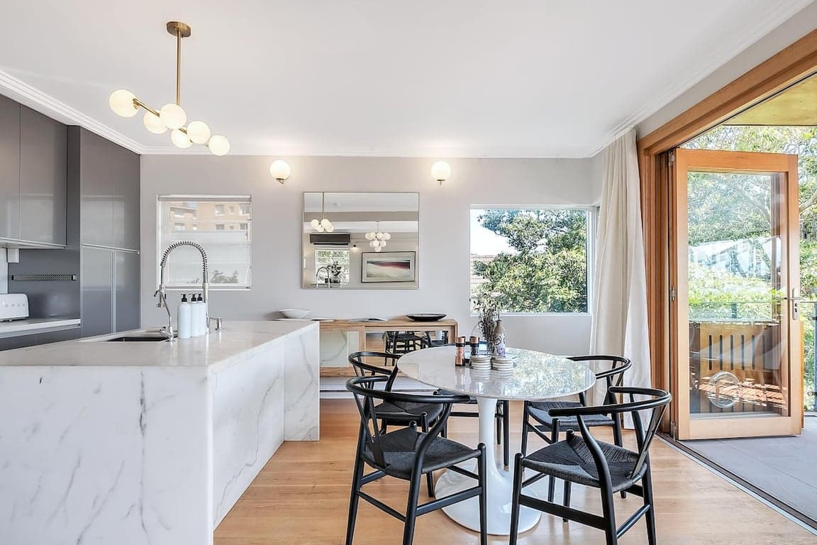 Furnished 3 Bedroom House in Kirribilli