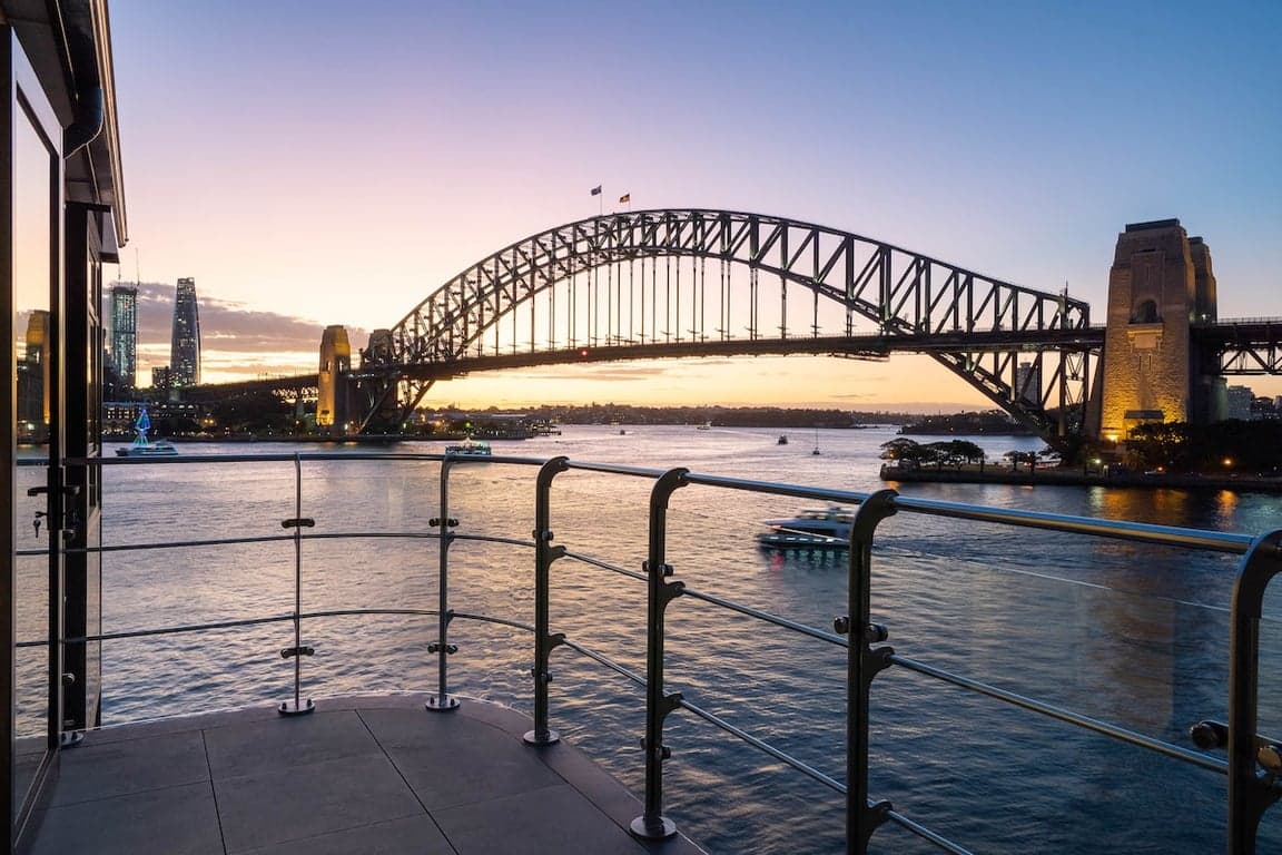 Furnished 2 Bedroom House in Kirribilli