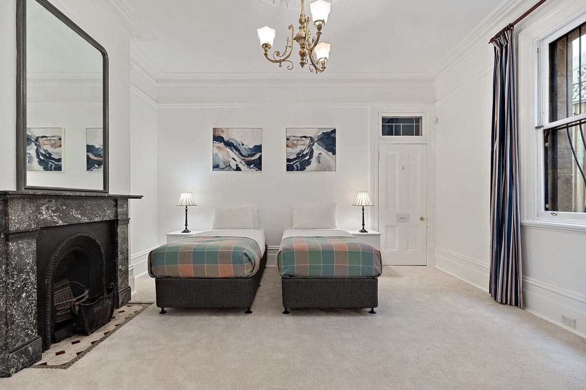 Furnished 2 Bedroom House in North Sydney