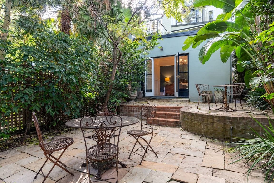 Furnished 2 Bedroom House in North Sydney