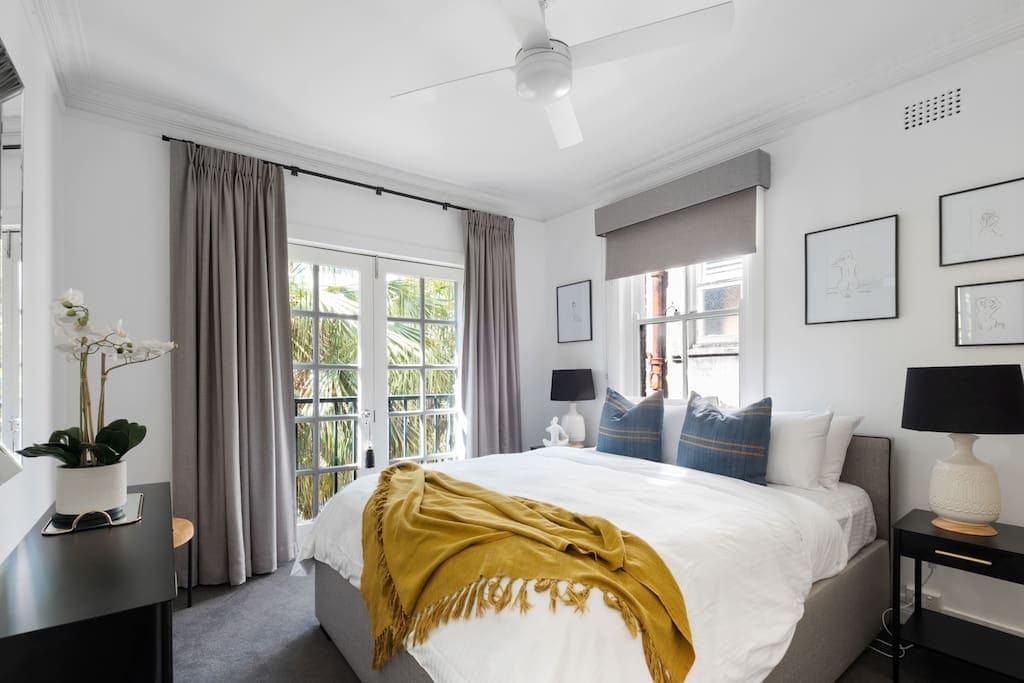 Furnished 2 Bedroom House in Potts Point