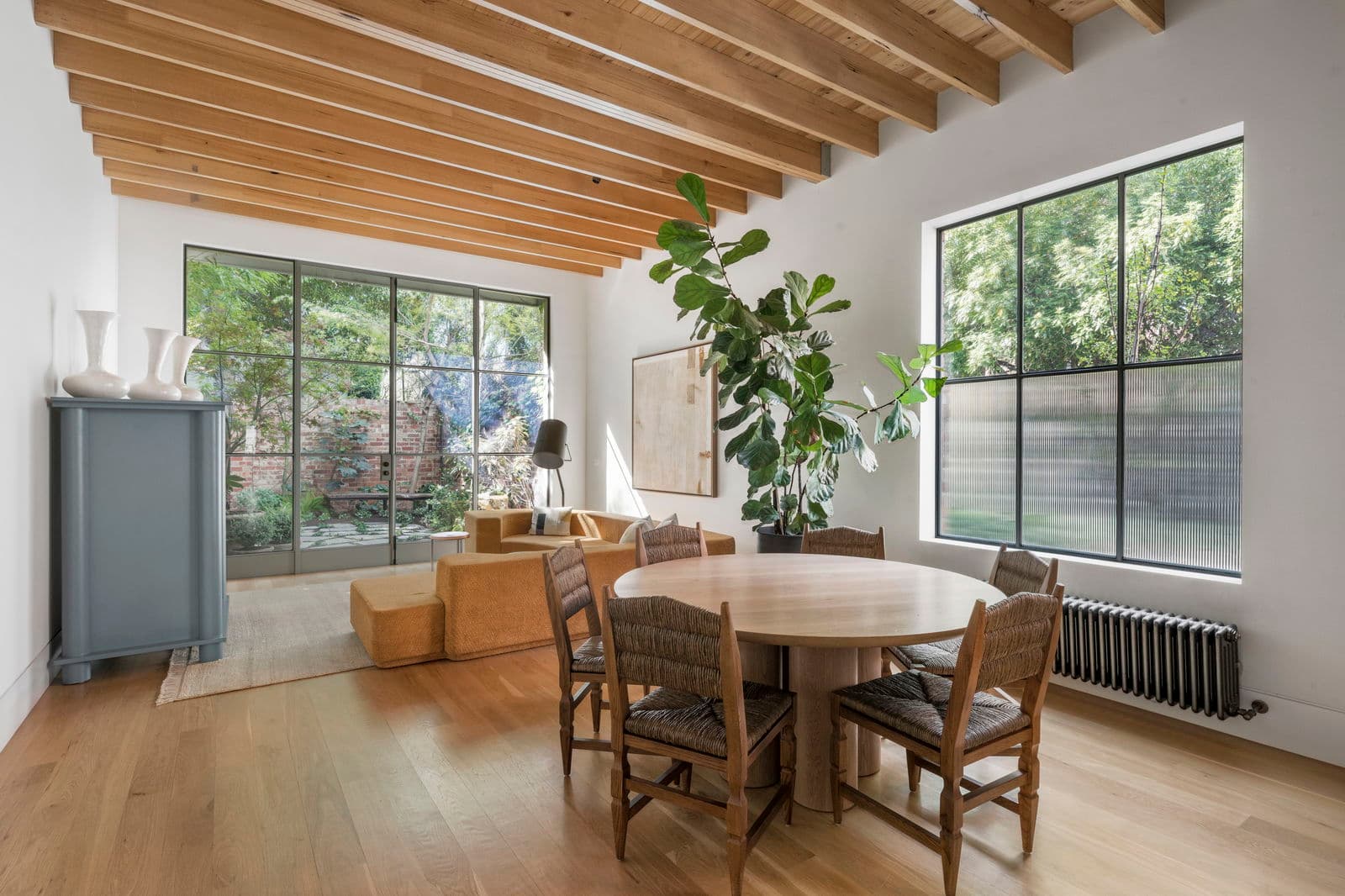 Furnished 3 Bedroom House in South Yarra