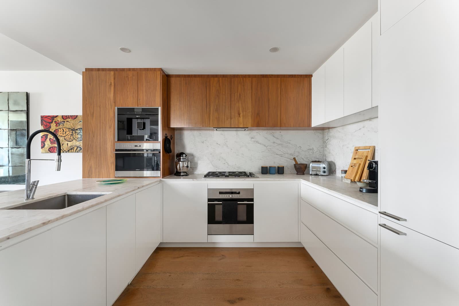 Furnished 2 Bedroom House in St Kilda