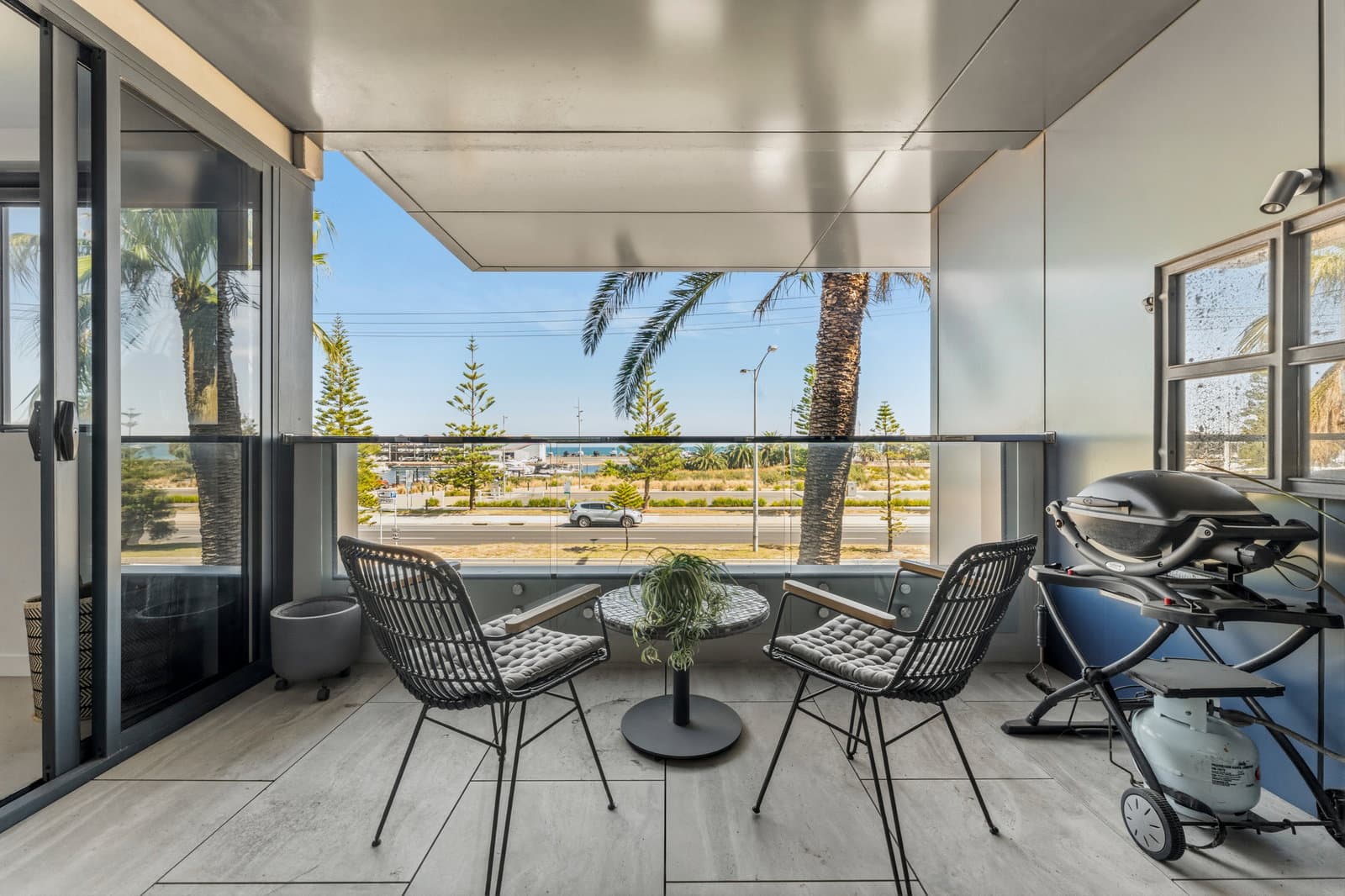Furnished 2 Bedroom House in St Kilda