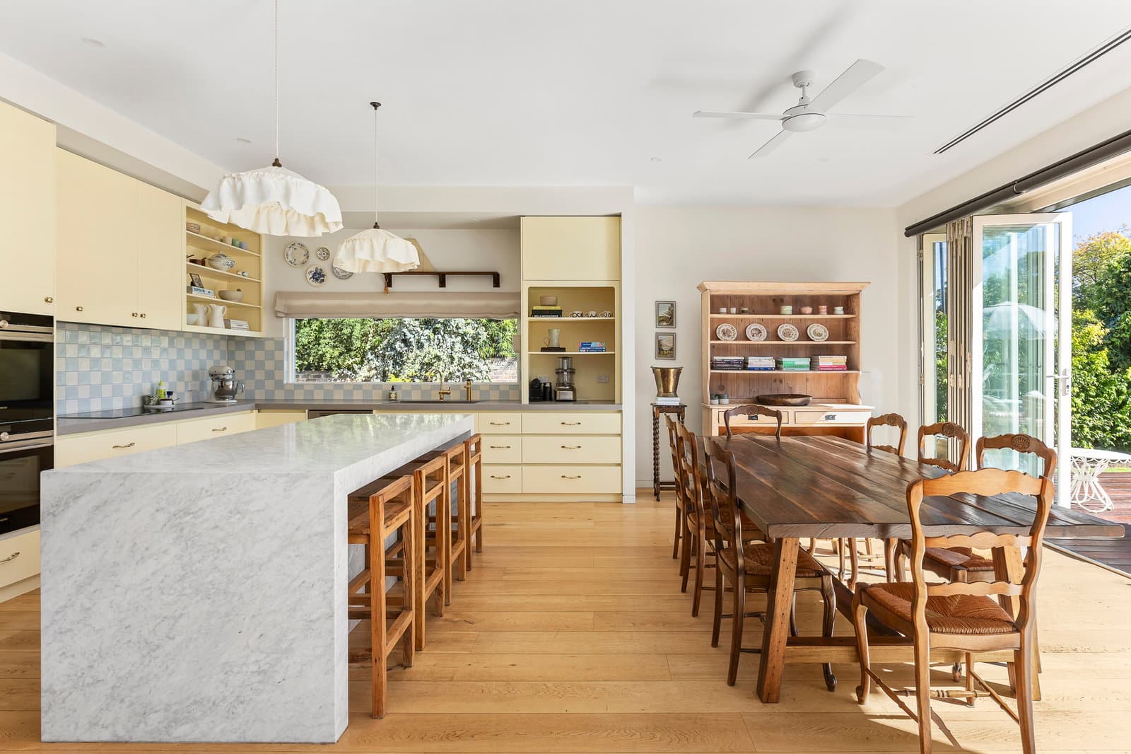Furnished 4 Bedroom House in Hawthorn