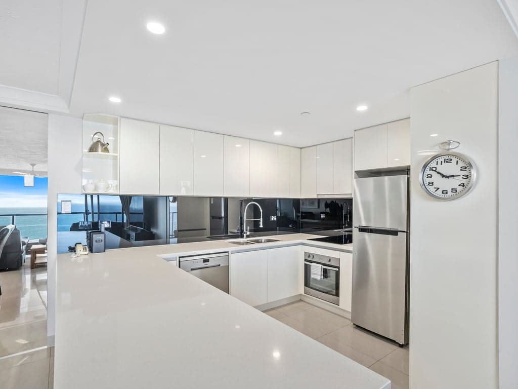 Furnished 2 Bedroom House in Surfers Paradise