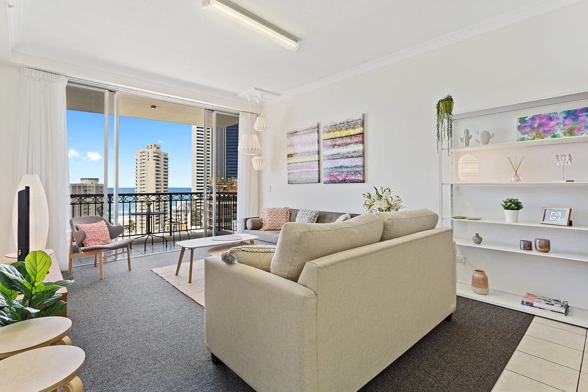 Furnished 2 Bedroom House in Surfers Paradise