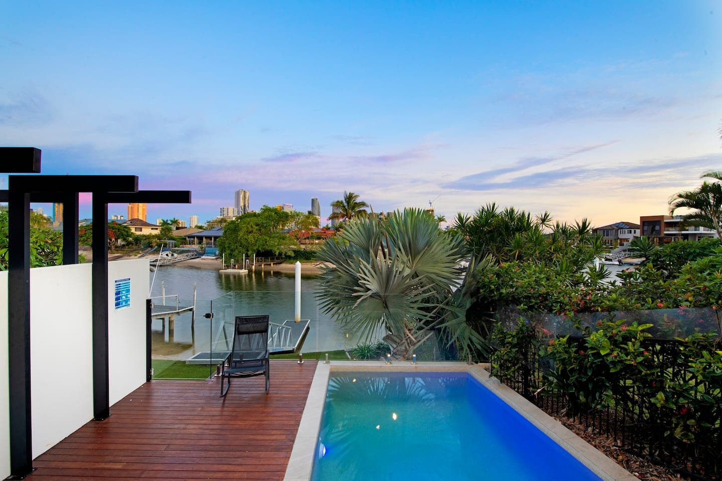 Furnished 5 Bedroom House in Broadbeach Waters