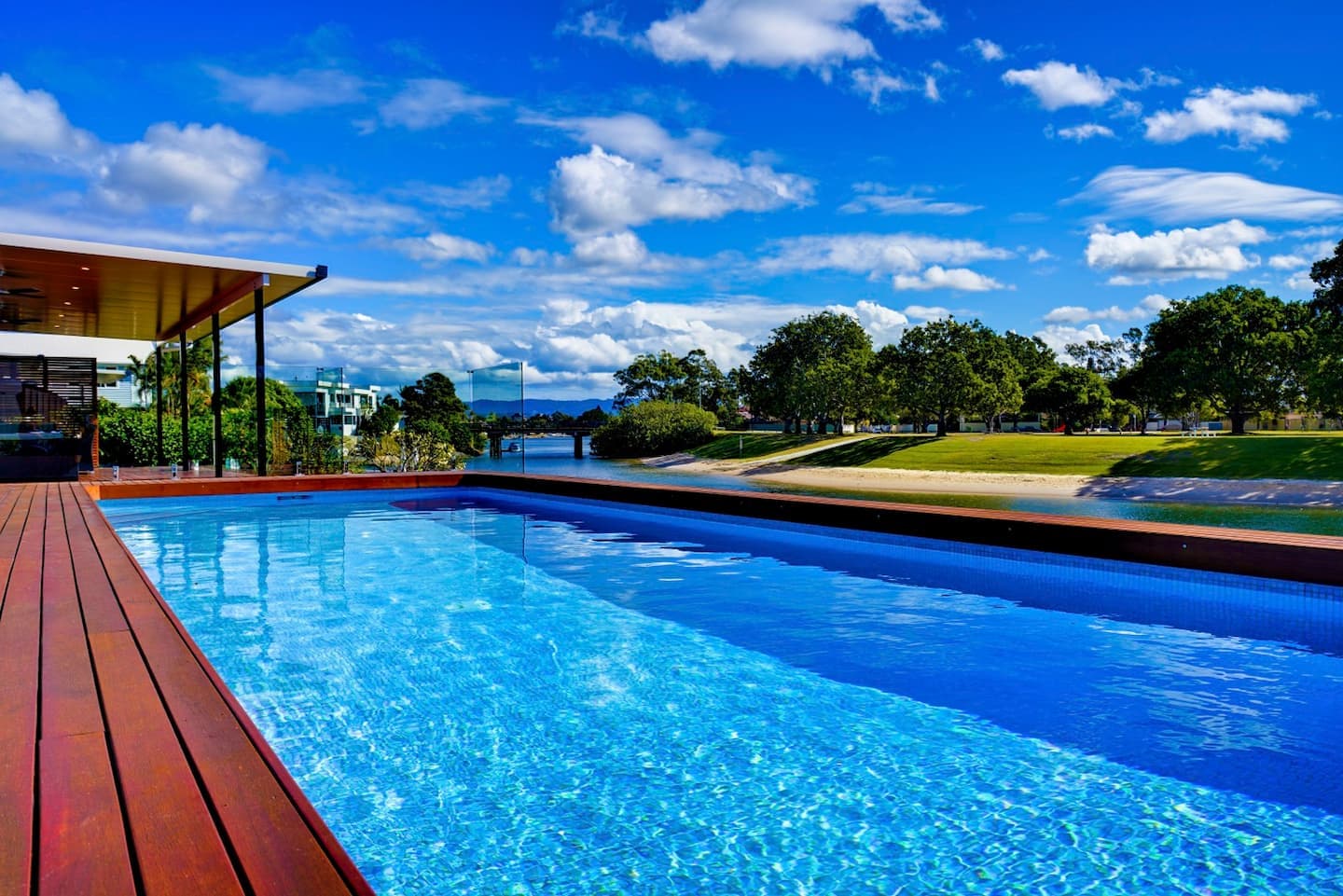Furnished 5 Bedroom House in Broadbeach Waters