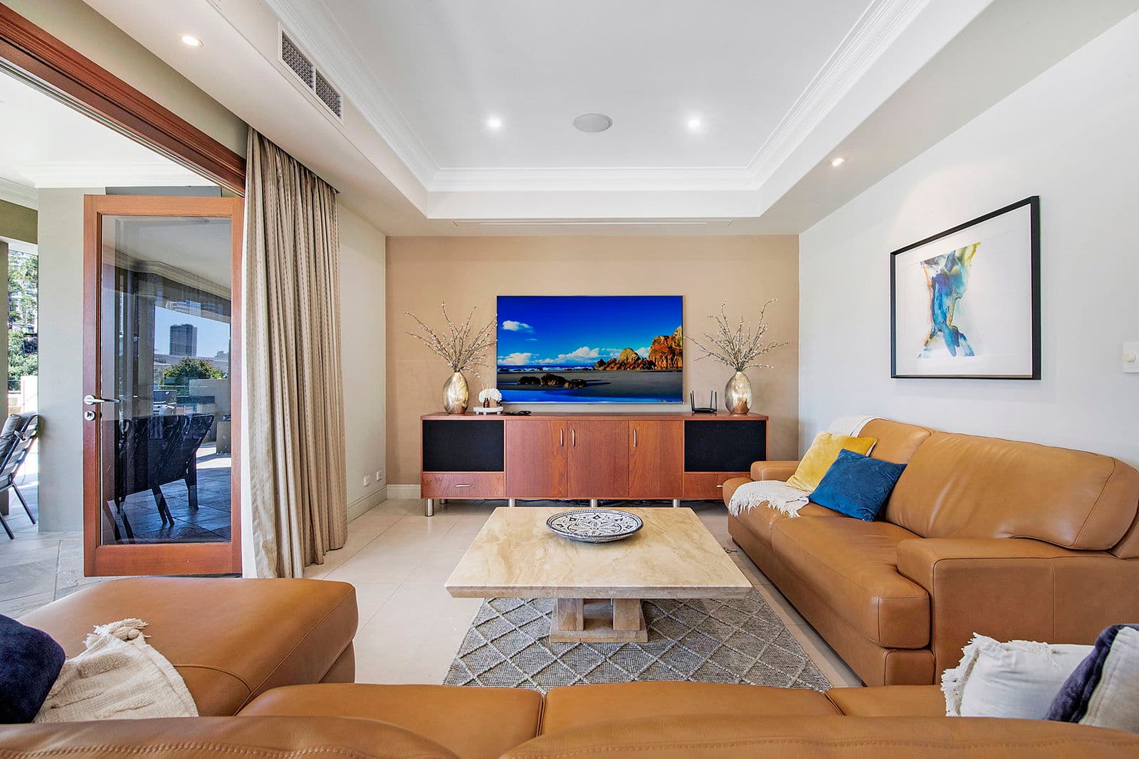 Furnished 6 Bedroom House in Broadbeach Waters