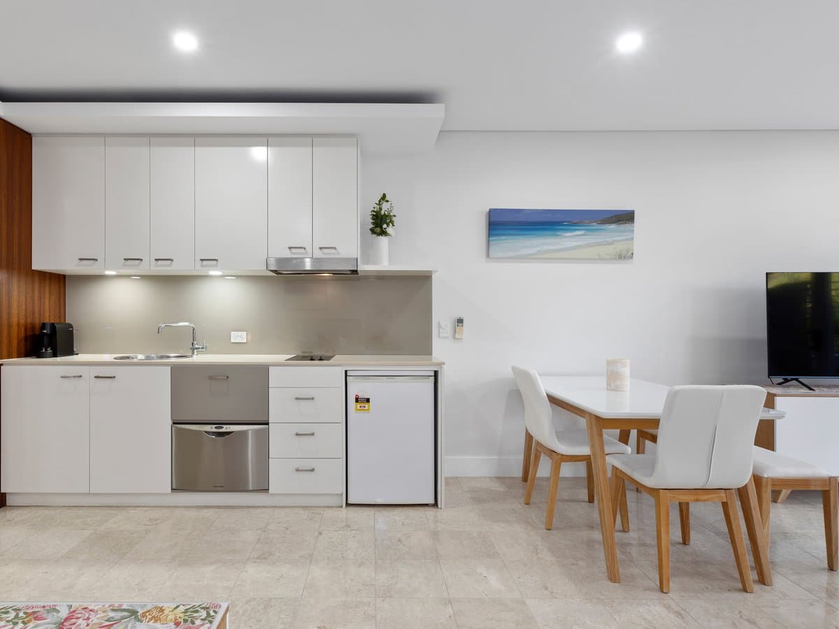 Furnished 1 Bedroom House in Casuarina