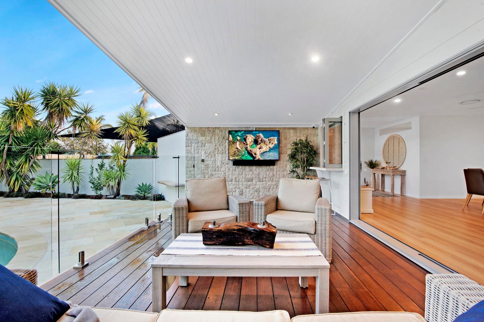 Furnished 4 Bedroom House in Mermaid Waters