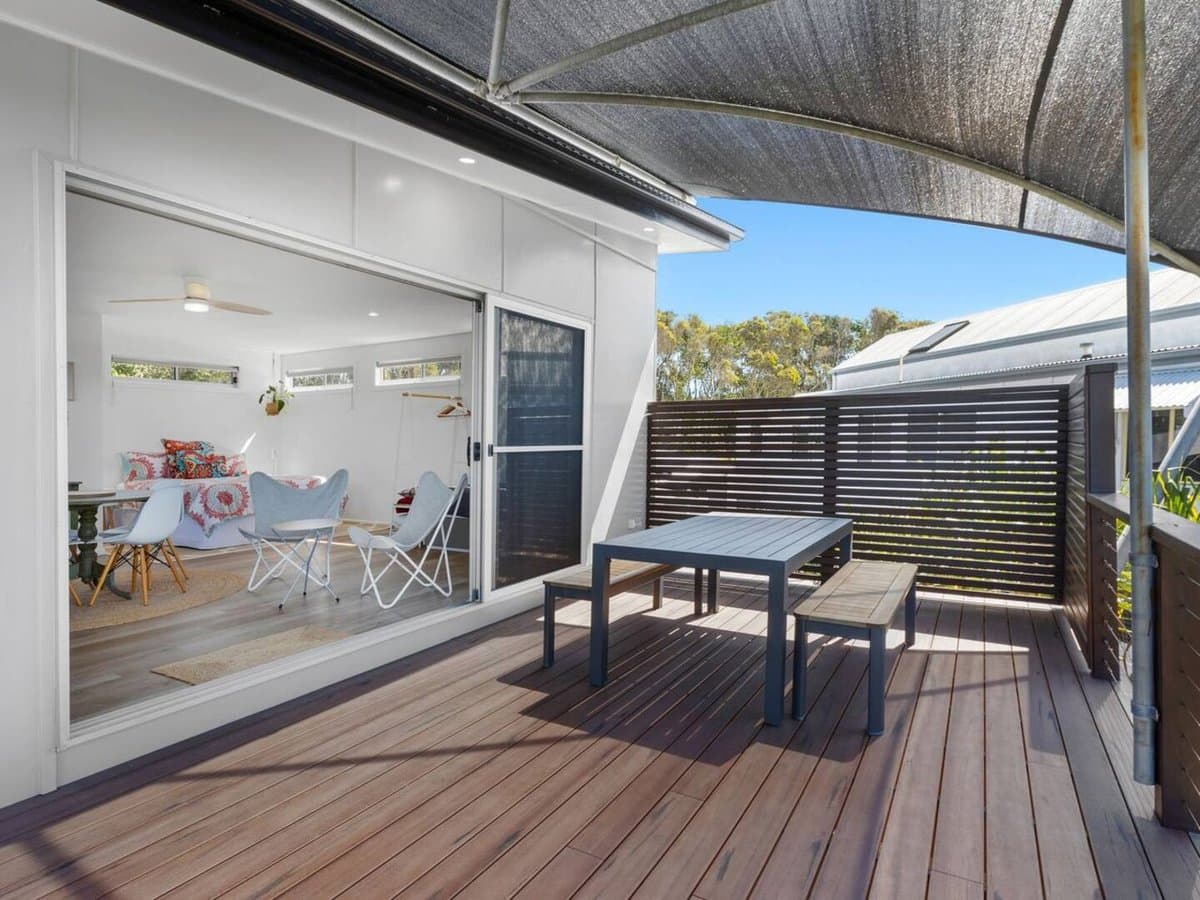 Furnished 1 Bedroom House in Casuarina