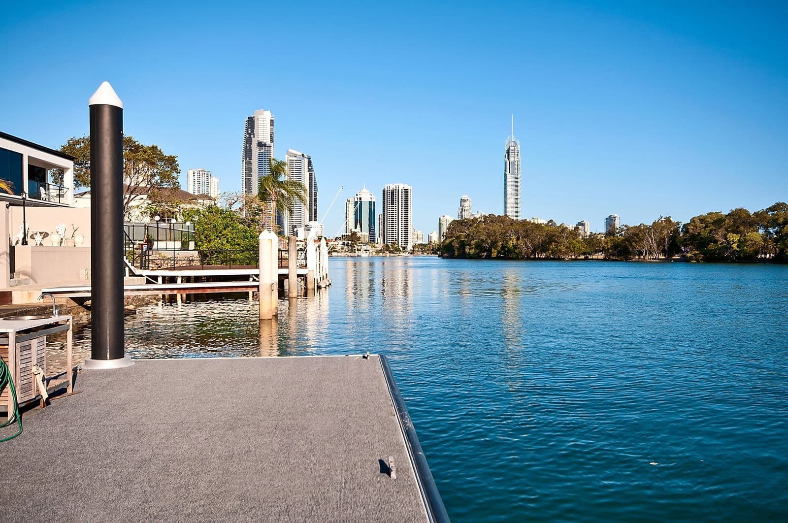 Furnished 4 Bedroom House in Surfers Paradise