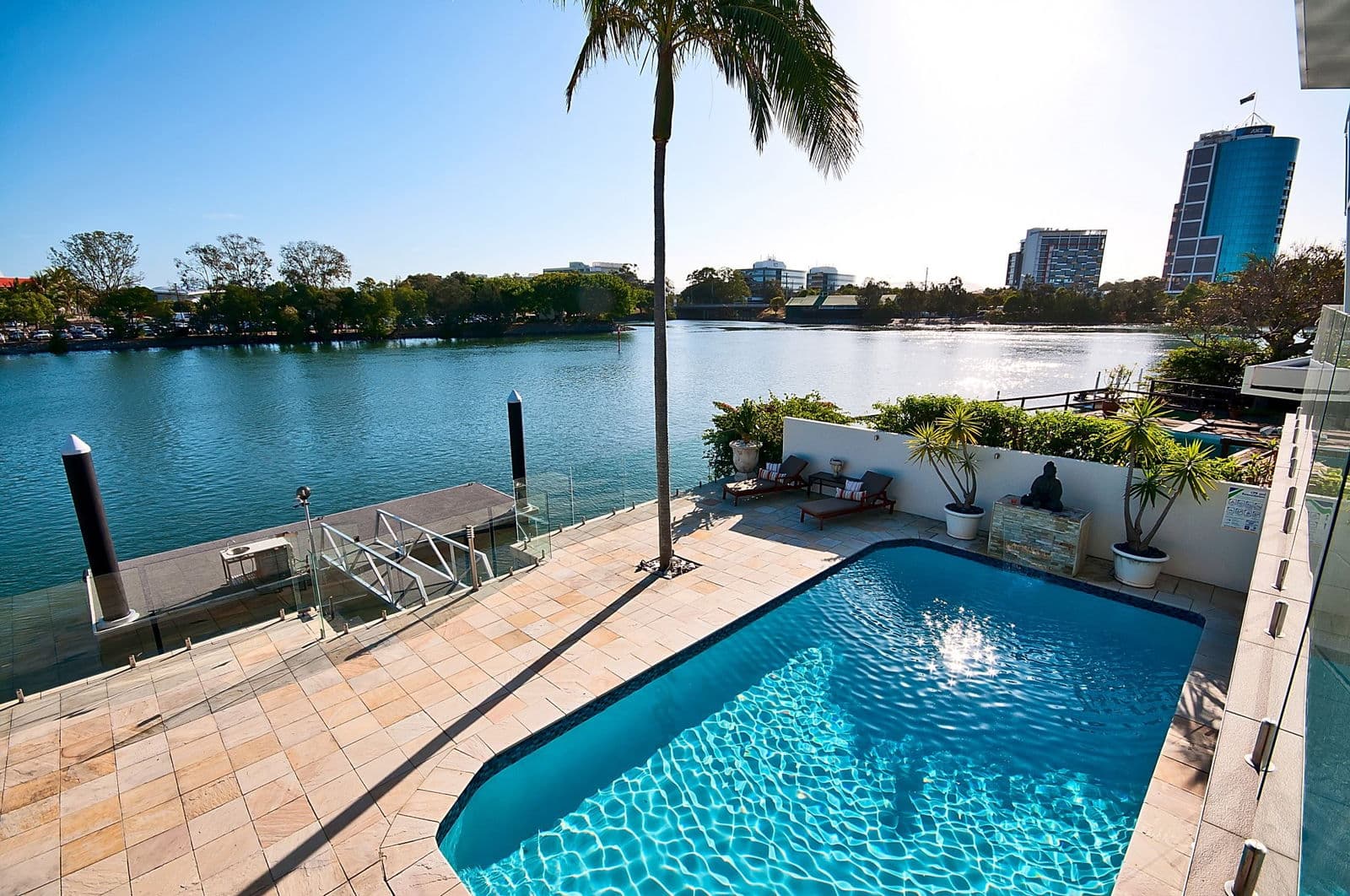 Furnished 4 Bedroom House in Surfers Paradise