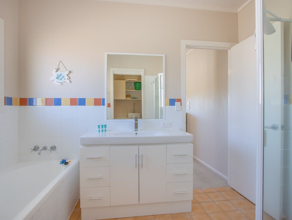 Furnished 2 Bedroom House in Hastings Point