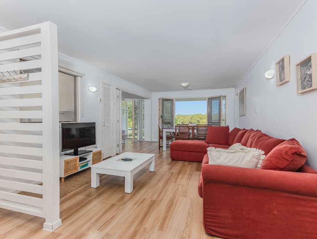 Furnished 2 Bedroom House in Hastings Point