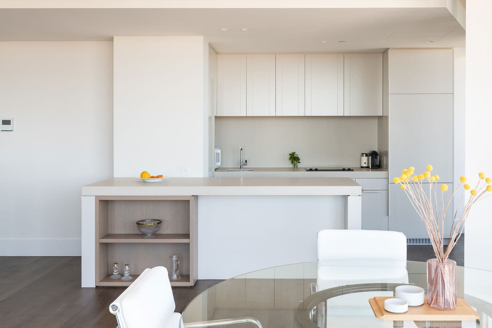 Furnished 2 Bedroom Apartment in South Yarra