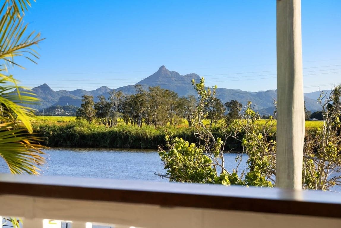 Furnished 5 Bedroom House in Tumbulgum