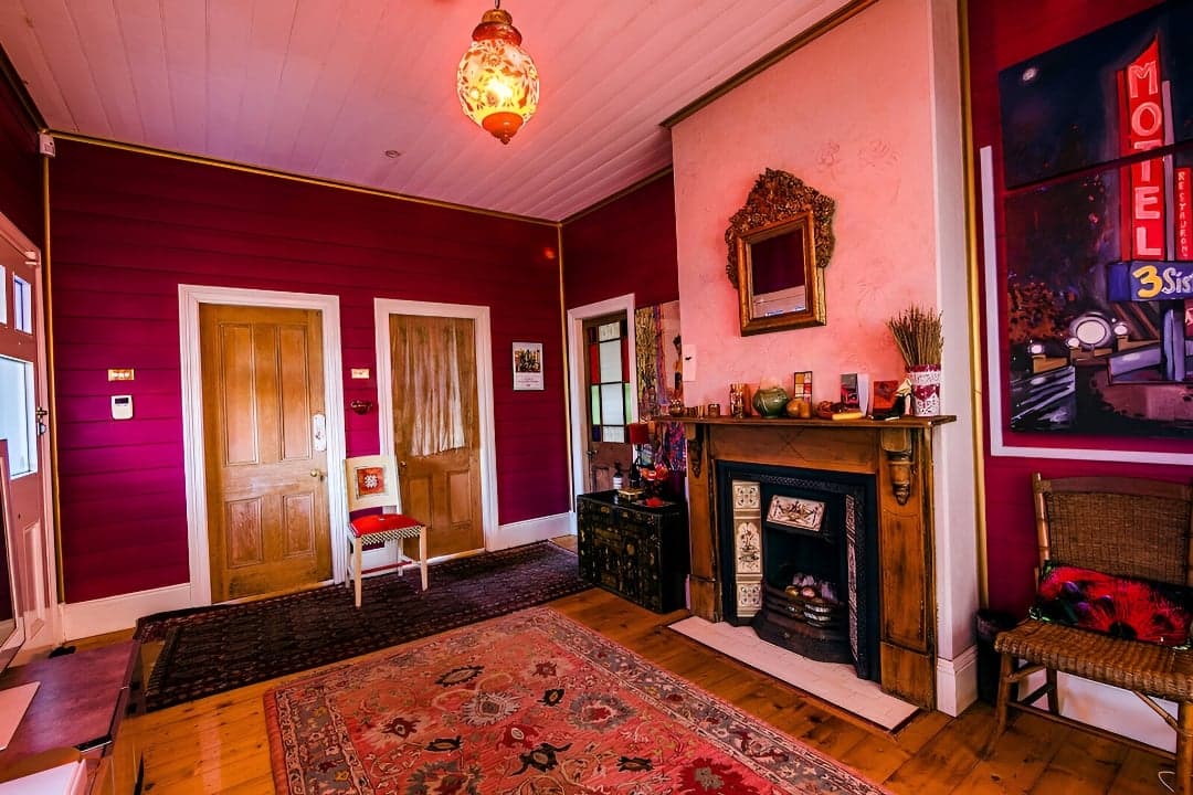 Furnished 1 Bedroom House in Katoomba
