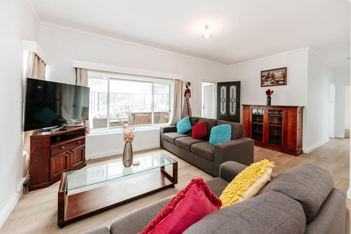Furnished 3 Bedroom House in Nowra
