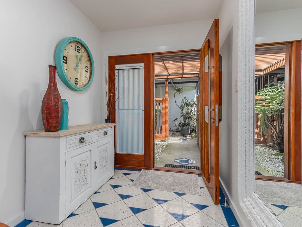 Furnished 3 Bedroom House in Fingal Head